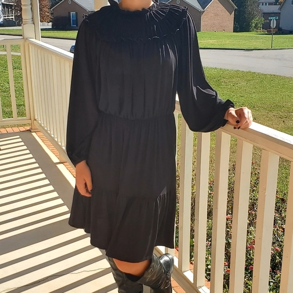 NWT Anne Taylor Ruffle Collar Flare Black Dress Sz S - Picture 4 of 14